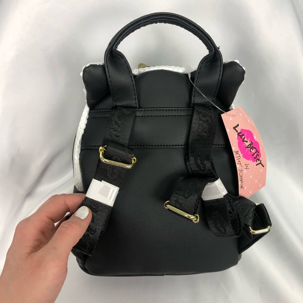 New BETSEY JOHNSON mini sequin backpack - Picture 5 of 8